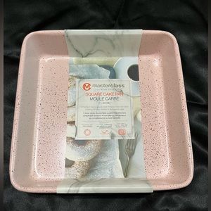 NWT Masterclass Premium Bakeware 9” Square Cake Pan